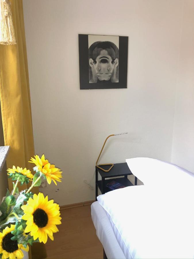 Zentraler Geht Es Kaum - In Koeniglicher Nachbarschaft! Ludwigsburg Eksteriør billede